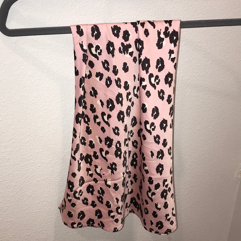 Silky cheetah print skirt